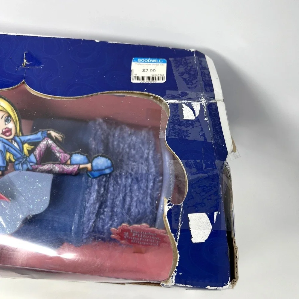 MGA Funky Fashion Furniture For Bratz Beauty Bed Vtg‎ 2002